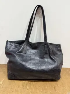 美品　アニアリ　トートバッグ　クロコ型押し　裏地総柄　マグネット　大容量