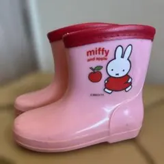 Item thumbnail for item 4243bcf0-90b2-43ca-9556-0d9bb18884ec