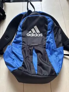 adidas バックパック 青・黒