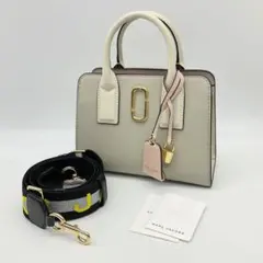 ショルダーバッグのサムネイル