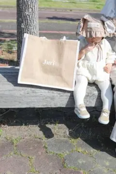 Item thumbnail for item 7d7f17b5-4110-425d-a61a-0bd50e87f086