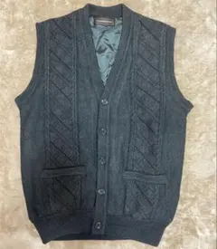 Item thumbnail for item 2eda3240-67d2-49c1-9b28-a340c4763ea5