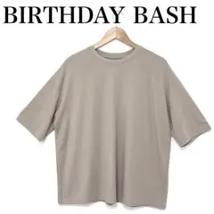 〇 BIRTHDAY BASH 半袖 トップス Tシャツ 無地 サラサラのサムネイル