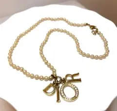 希少 Dior パール ネックレス ロゴチャーム