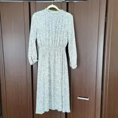 【ワンピース】GLACIER　小花柄　Mサイズ　裏地あり