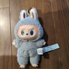POPMART labubu キーホルダー　グレーBig into Energy