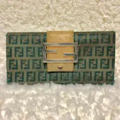 FENDI  フェンディ ズッカ柄 長財布 グリーン レディース
