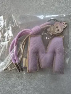 ラブブ PIN FOR LOVE イニシャル アルファベット キーリング M