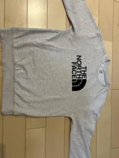 THE NORTH FACE グレー トレーナー