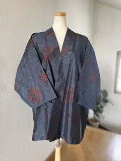 白大島紬 作務衣（上衣） 着物リメイク 古典芍薬花 現品限り シルク 
