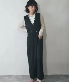 スカラップサロペットパンツオールインワン