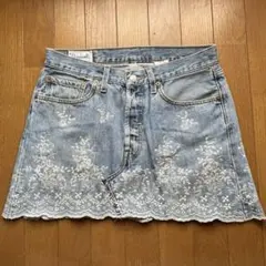 花とギターharenohi リーバイス501 デニム　刺繍　リメイクスカート