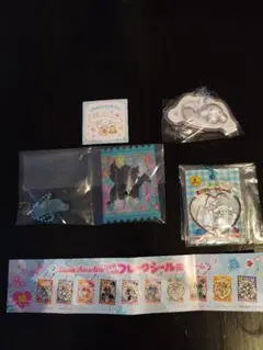 シナモンロール ガチャキーホルダー類 3点とサンリオスナックキラキラシール1枚