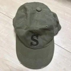オリーブ色 コットンキャップ Sロゴ
