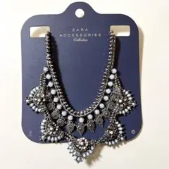 zara ビジューネックレス　アクセサリー