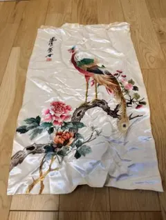 レア　希少【湘繍】ヴィンテージ 刺繍額 中国画 美術品 古美術　ガラス額　花鳥図 2026年最新】中国刺繍美術の人気アイテム - メルカリ