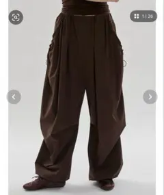 emmi / eco ボリュームパラシュートパンツ