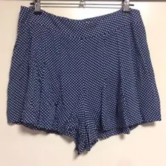 一度着用☆ forever21 レトロドットプリーツショートパンツ