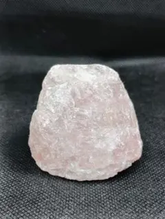 ローズクォーツ　 原石