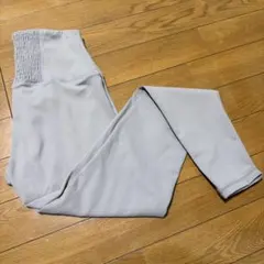 【SUKALA】シャインストレッチフィットフレアパンツ Mサイズ SUKALA】シャインストレッチフィットパンツ(Mサイズ スモークブルー