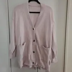 未使用　ニット ピンクカーディガン ボタン付き