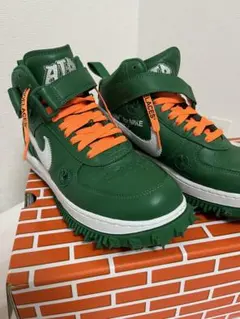 OFF-WHITE x Nike Air Force 1 Mid SPのサムネイル