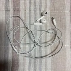 Apple 純正　Apple EarPods イヤフォン ホワイト　有線