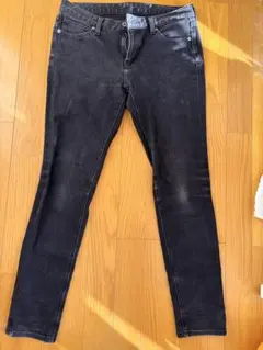 GU ダークグレー スキニーパンツ 処分前