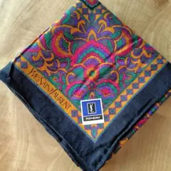 YVES SAINT LAURENT ハンカチ 約50cmハンカチスカーフ新品