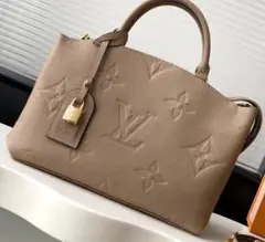 LOUIS VUITTON モノグラム アンプラント ショルダーバッグのサムネイル