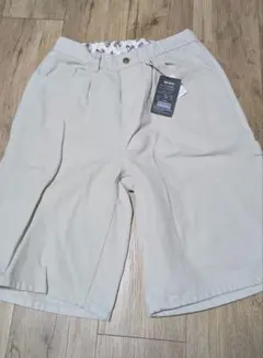 BEN DAVISベンデイビス　オフホワイト ショートパンツ　L