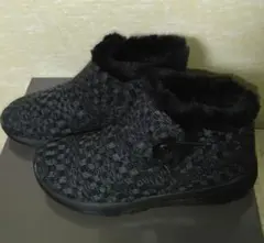 ブラック編み込みショートブーツ