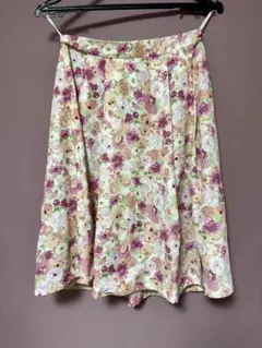 クチュールブローチ フレアスカート 38 Mサイズ 膝丈 裏地あり 上品