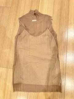 シアーハイネック