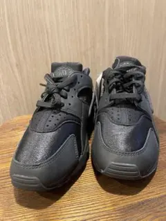 新品　Nike Air Huaracheオールブラック　約24.5センチ　US7