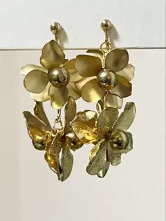 ブライダル　イヤリング　ハンドメイド　お花