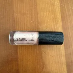 MAC ダズルシャドウリキッド　エブリデイイズサンシャイン