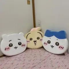 ☆新品☆ちいかわ　低反発クッション