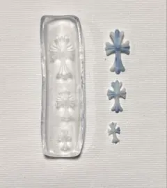 クロスモールド　シリコンモールド　ネイルパーツ　シリコン型　クロスネイル　十字架