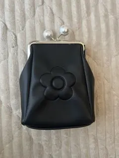 マリークワント　がま口　ポーチ　黒