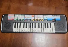 O1149 YAMAHA　ポータブルミニキーボード　 電子キーボード ヤマハのサムネイル