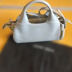GIORGIO ARMANI レザー ショルダーバッグのサムネイル