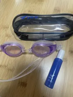 VIEW 水泳用ゴーグル 紫色 くもり止め・ポーチ付き　Amazon限定セット