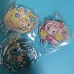HUGっとプリキュア　アクリルキーホルダー3つセット