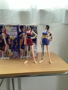 [箱付き]ワノ国ロビン フィギュア 2種セットのサムネイル