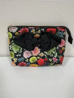 LANVIN en Bleu花柄リボン付きポーチ