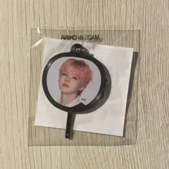 TREASURE ファンコン　カプセルトイ　ヨシ　ミニうちわキーホルダー