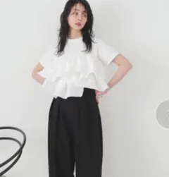 新品リアンシャイニーフリルTシャツのサムネイル
