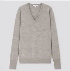 ユニクロ　エクストラファインメリノVネックセーター（長袖）