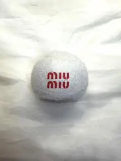 New Balance X Miu Miu ノベルティ テニスボール ココガウフ - メルカリ